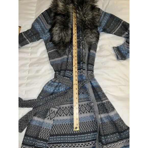Chico's Elaine Cardigan Sweater XS Blue Gray Faux Fur Long Sleeve Tie Belt Cozy - Picture 16 of 16